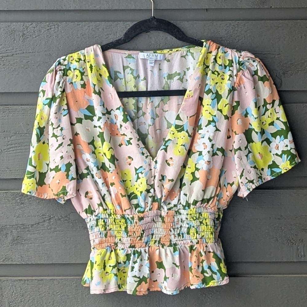 AFRM Los Angeles Floral V-Neck Ruffle Hem Cropped Blouse Top XS Pastel Flirty